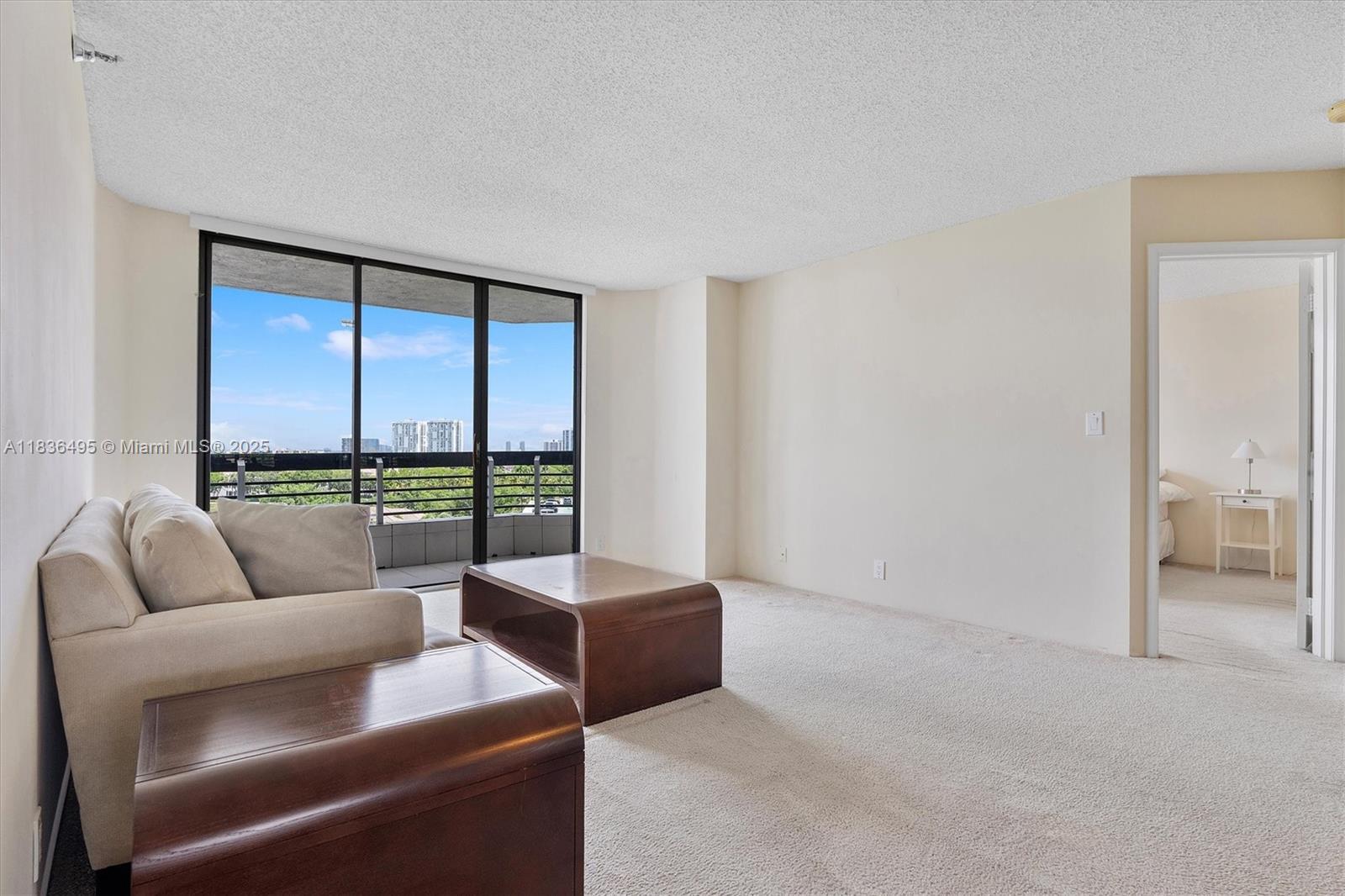 Property Photo: 3530 Mystic Pointe Dr 808 FL 33180