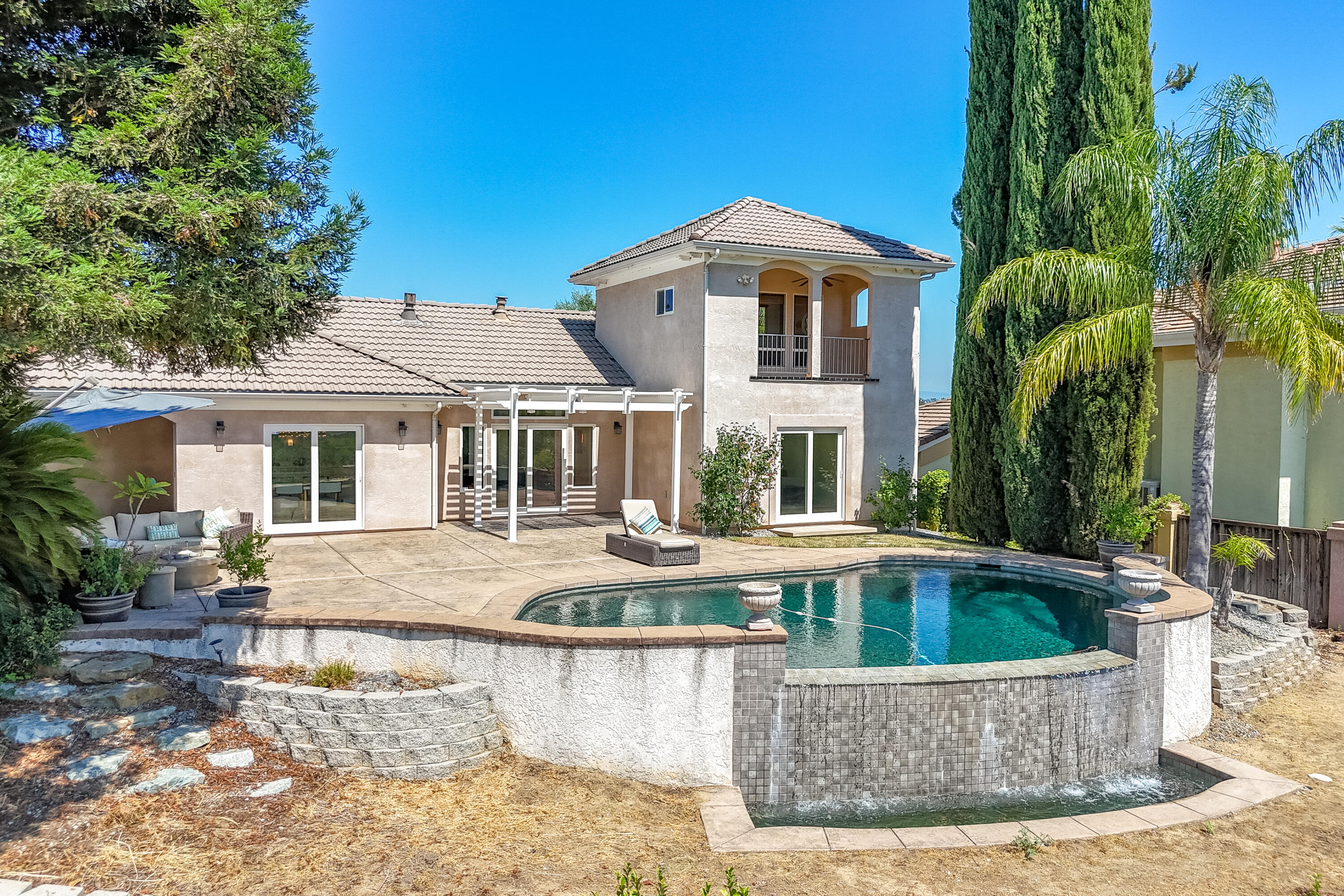 864 River Bend Road  Redding CA 96003 photo