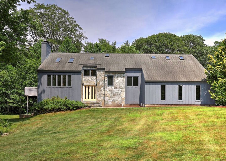 35 Millo Drive  Monroe CT 06468 photo