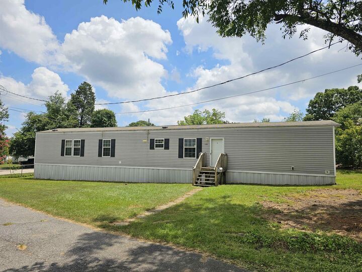 Property Photo:  139 Martin St.  SC 29301 