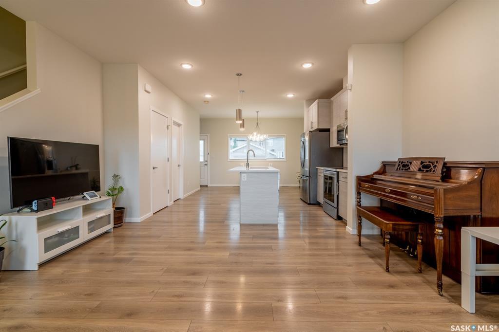 Photo de la propriété: 5008 Primrose Green Drive E SK S4V 3S5