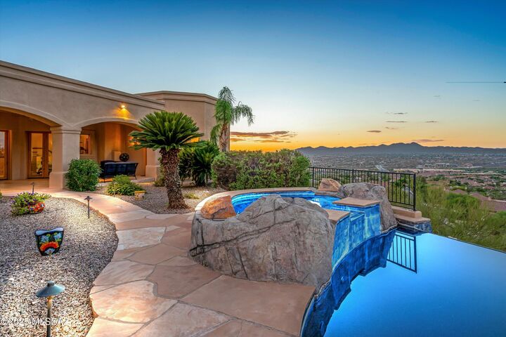 10060 N La Reserve Drive  Tucson AZ 85737 photo