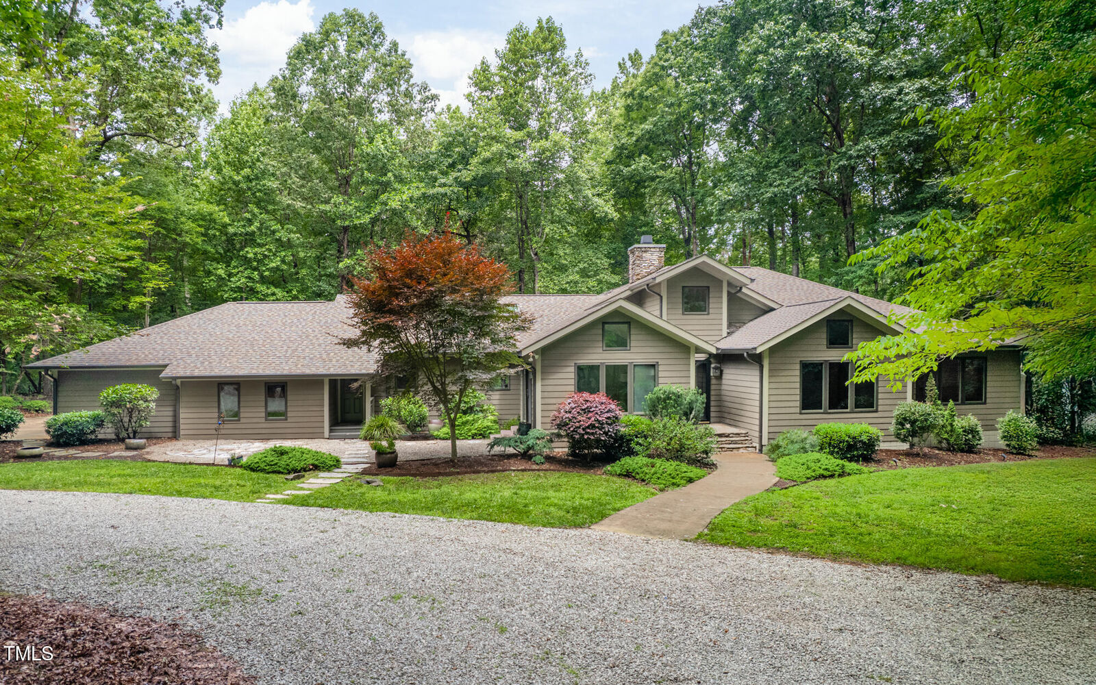 Property Photo: 6206 Kims Drive NC 27541