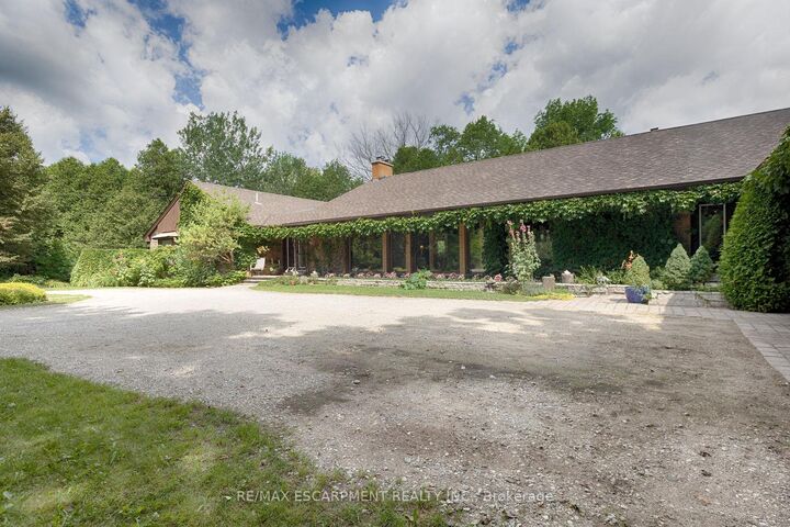 Property Photo:  302783 Douglas Street  ON N0G 1R0 