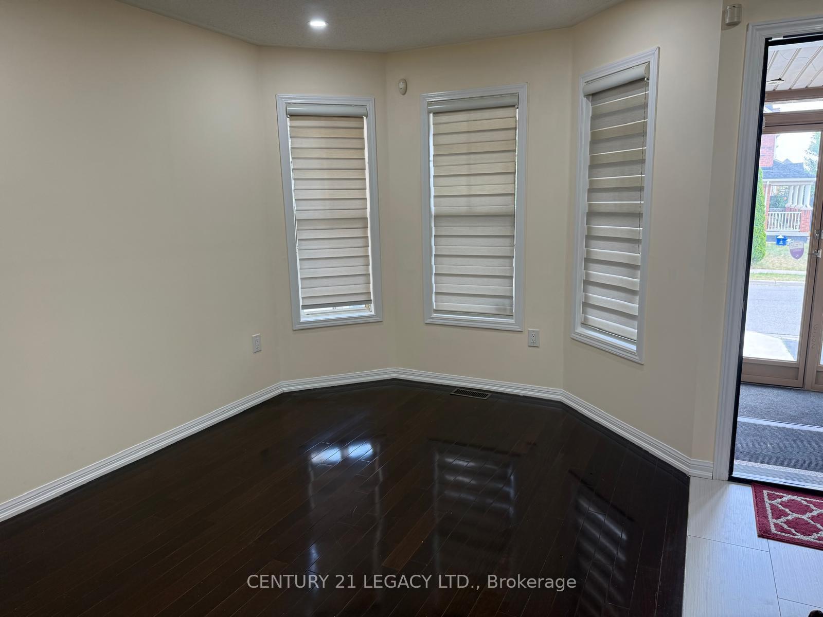 Property Photo:  190 Owlridge Drive  ON L6X 0M8 