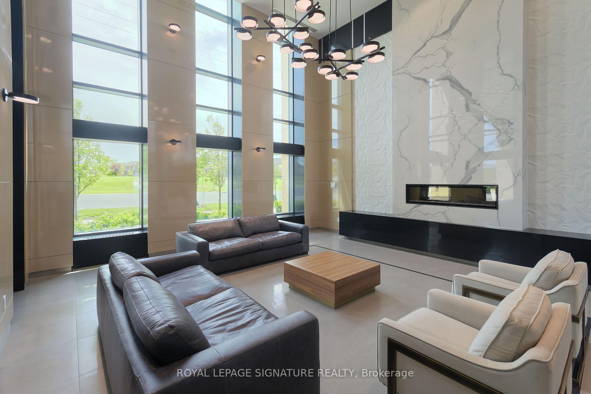 Property Photo: 11750 Ninth Line 341 ON L4A 5G1