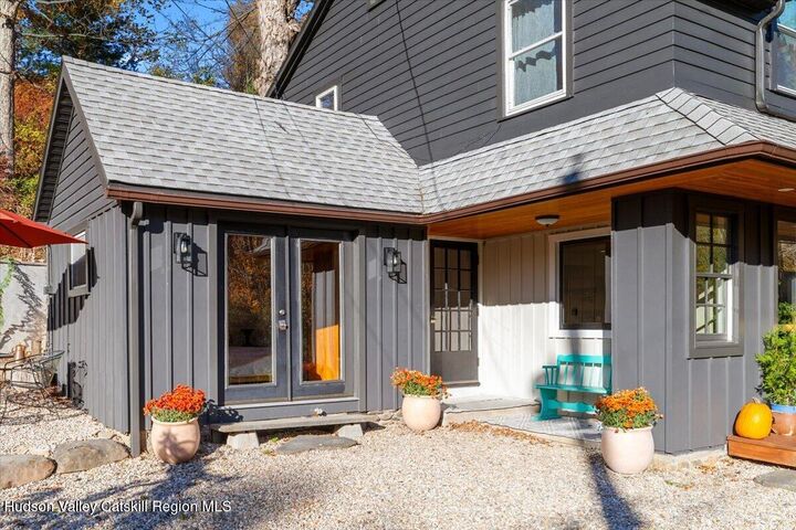 Property Photo:  4868 Ny-212  NY 12495 