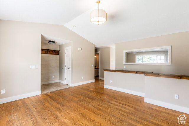 Property Photo: 1104 E 220 N UT 84032