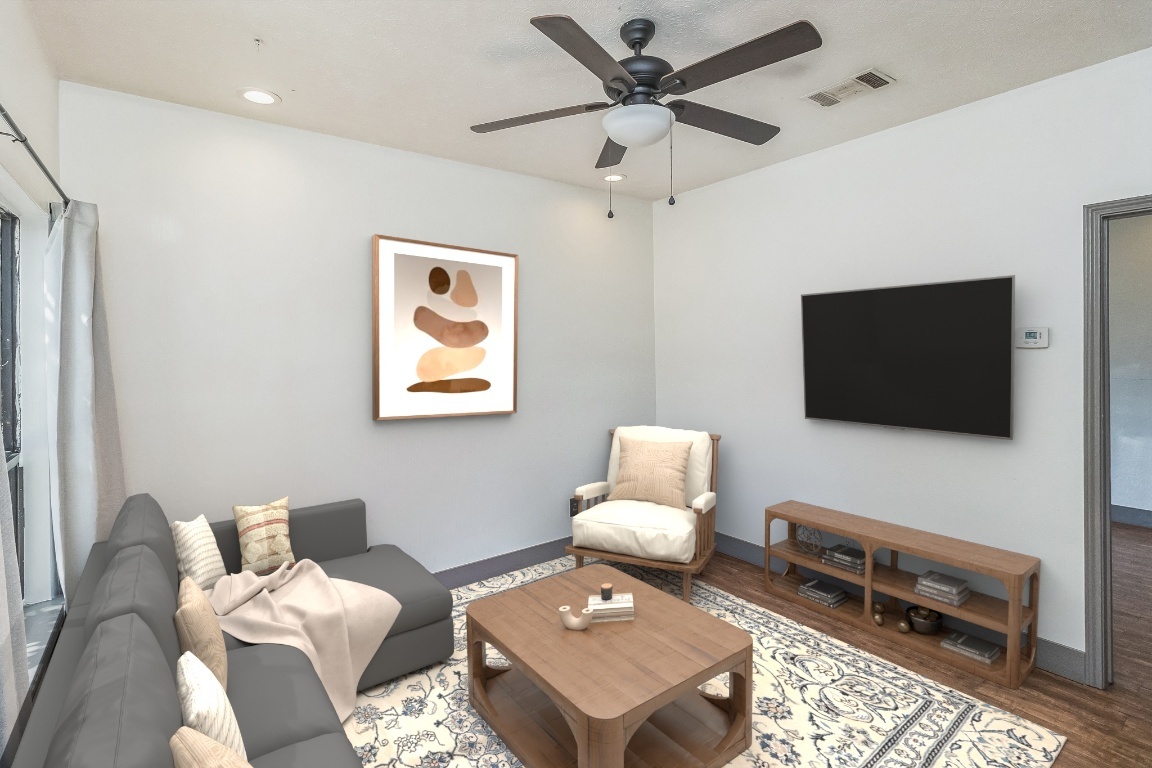 Property Photo:  421 W San Antonio Street H1  TX 78666 