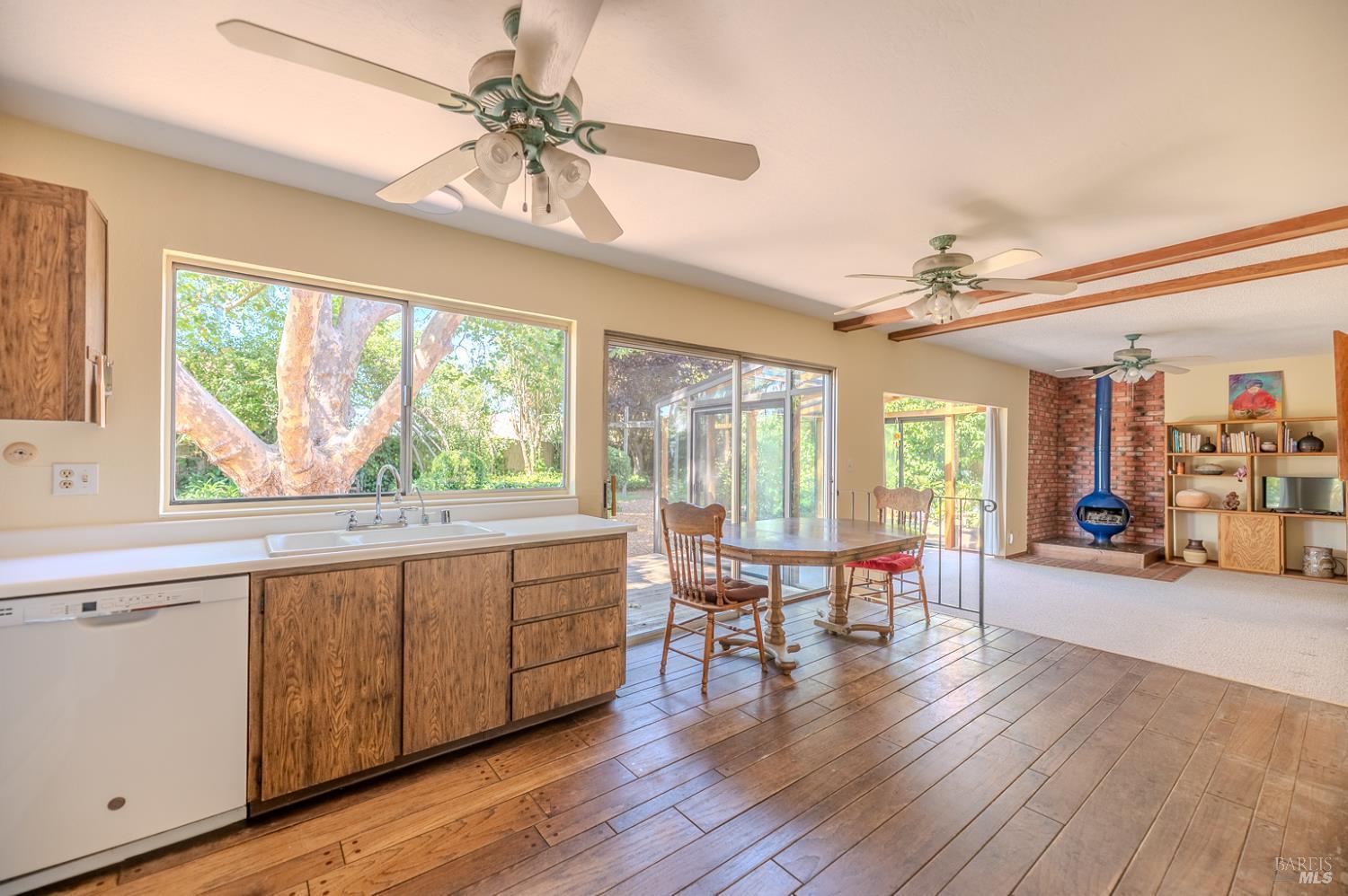 Property Photo:  801 Livery Court  CA 94928 