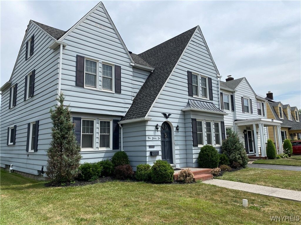 Property Photo:  286 Crosby Avenue  NY 14217 