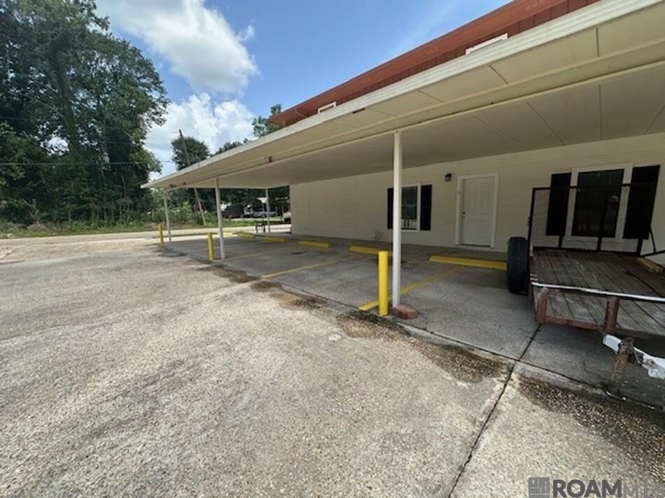 Property Photo: 31808 Netterville Rd #3 LA 70726