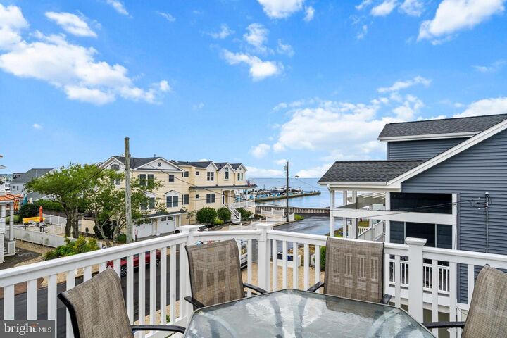 Property Photo: 15 W 13 Street W U-2 NJ 08008