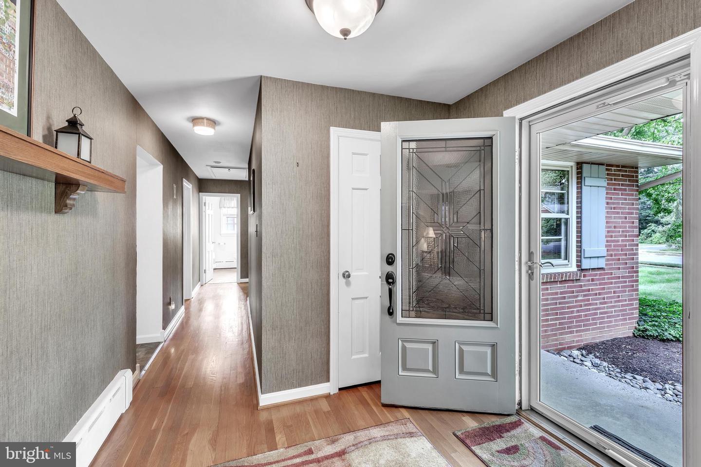 Property Photo:  629 S Spruce Street  PA 17543 