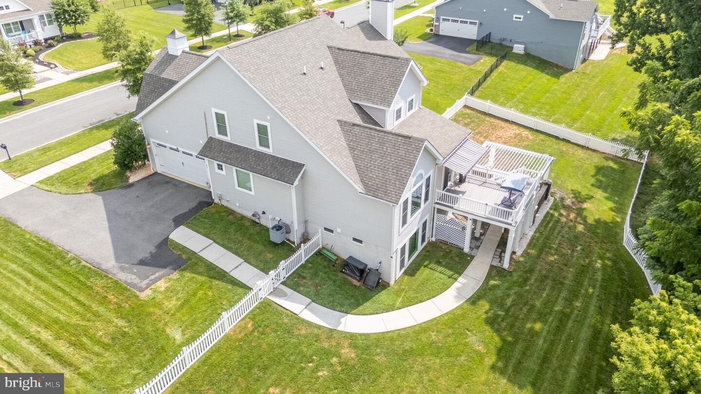 Property Photo: 830 Sweet Birch Drive DE 19709