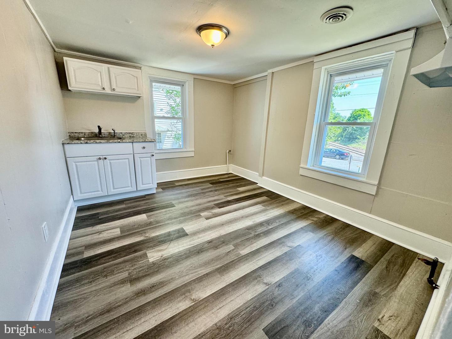 Property Photo: 205 N 4th Street 205 NJ 08332