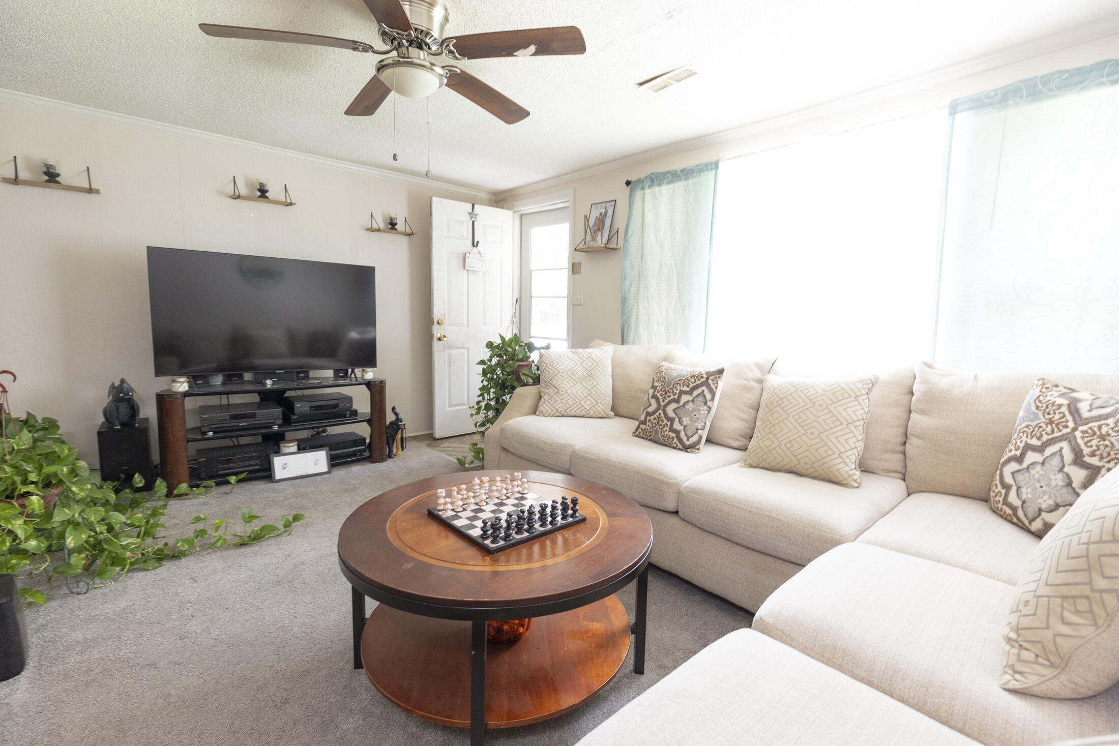 Property Photo: 202 Kirven Street SC 29125