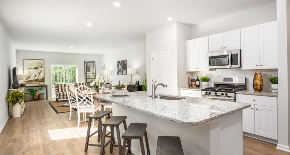 Property Photo: 347 Tiliwa Street SC 29486