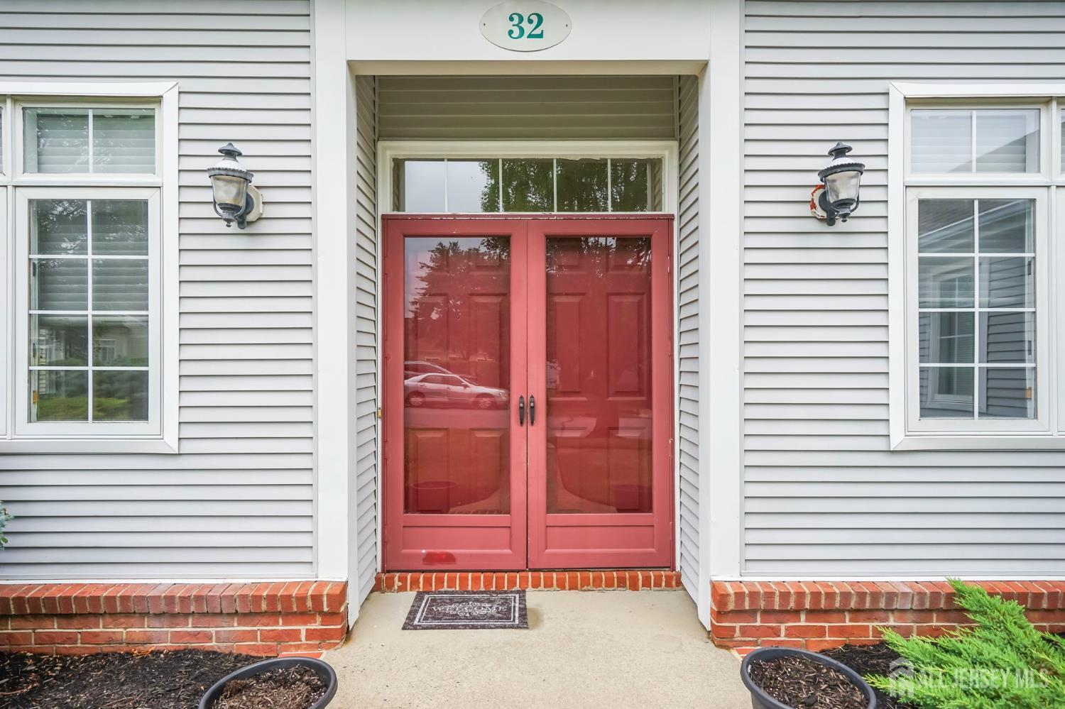 Property Photo:  32 Rutland Lane  NJ 08831 