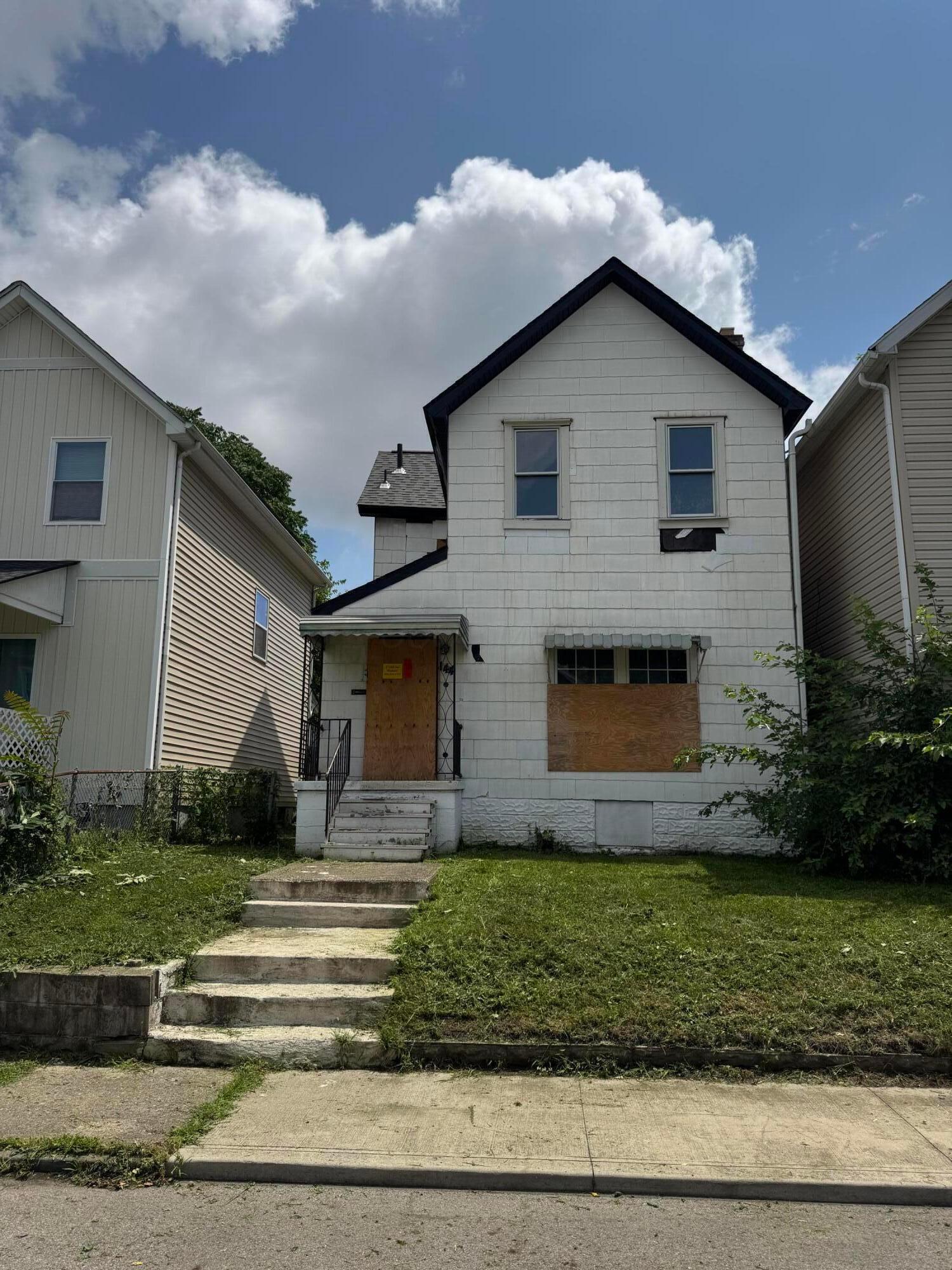 Property Photo:  144 S Princeton Avenue  OH 43222 