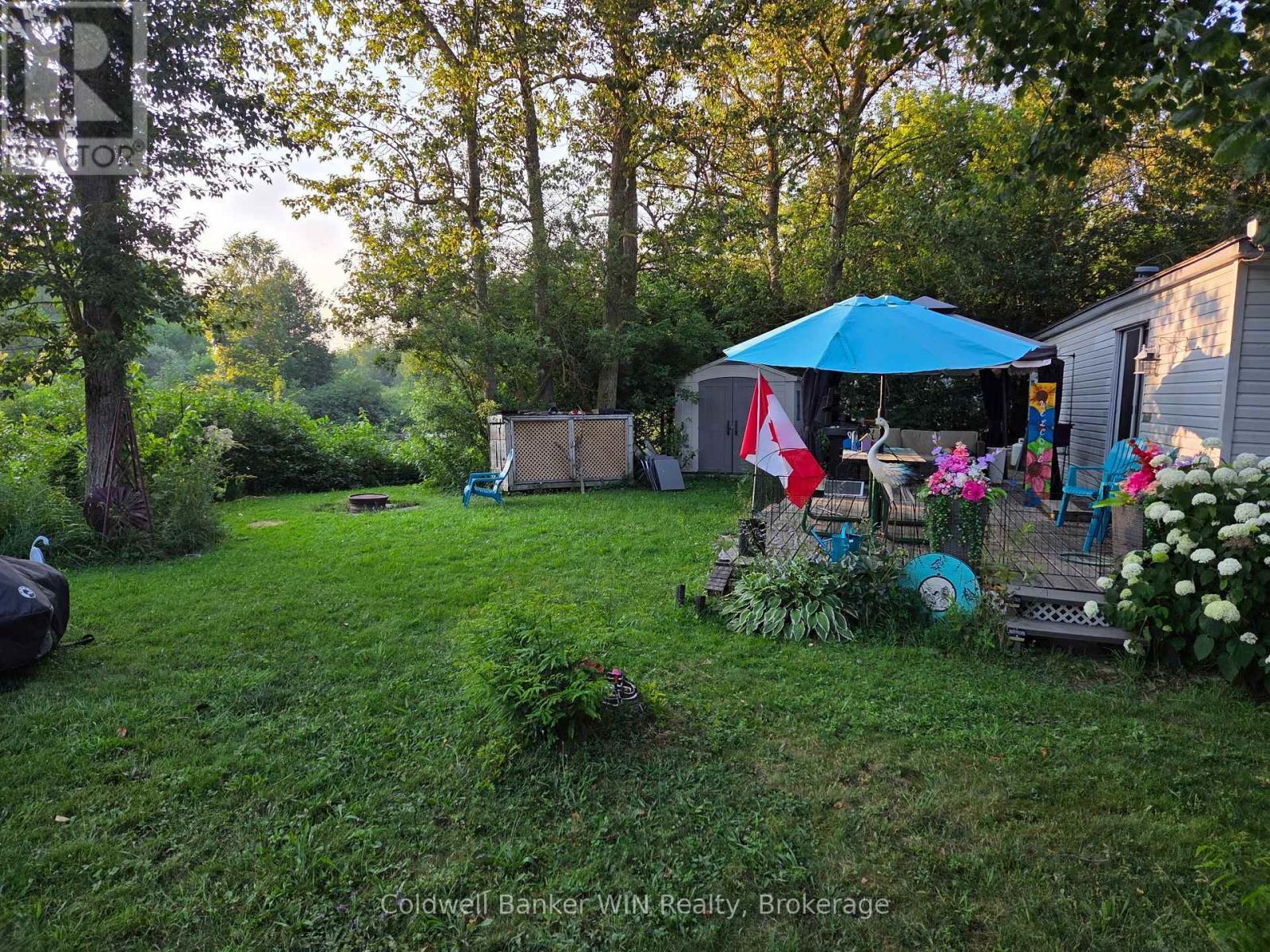 Property Photo: 7489 Sideroad 5 E ON N0G 2L0