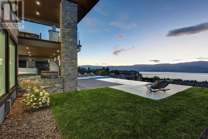 Photo de la propriété:  858 Clarance Avenue  BC V1W 5H4 