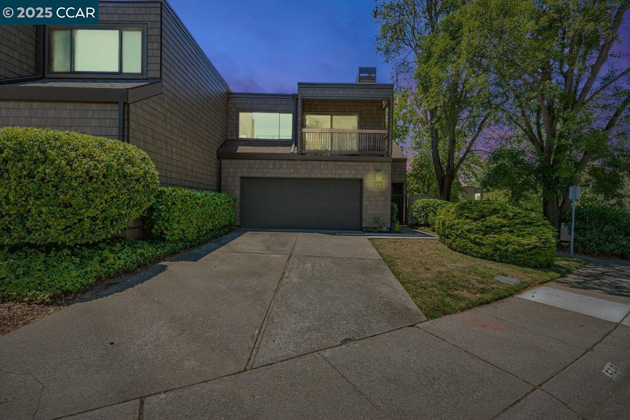 Property Photo:  568 Monarch Ridge Dr  CA 94597 