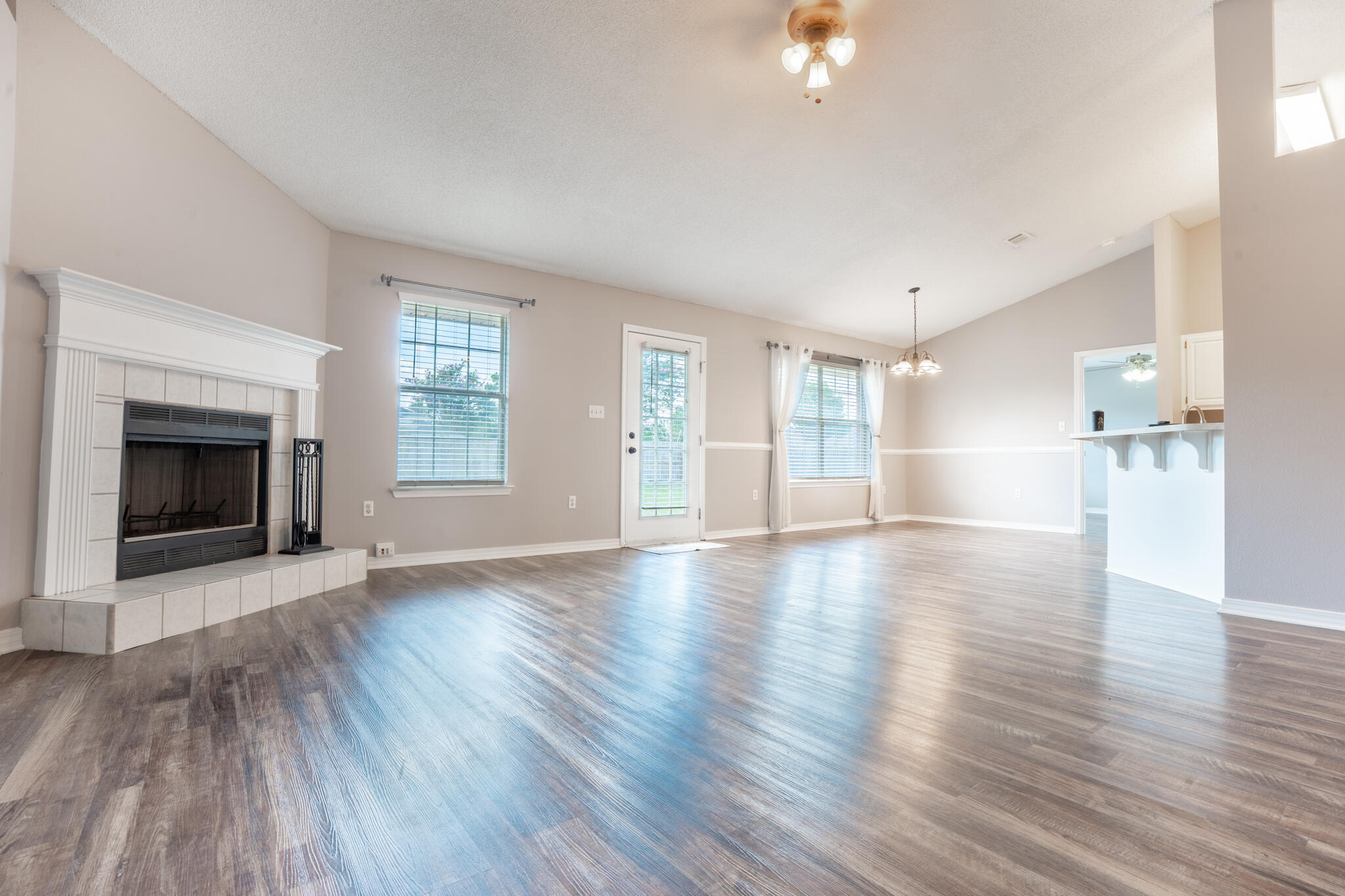 Property Photo:  2107 Ortega Street  FL 32566 