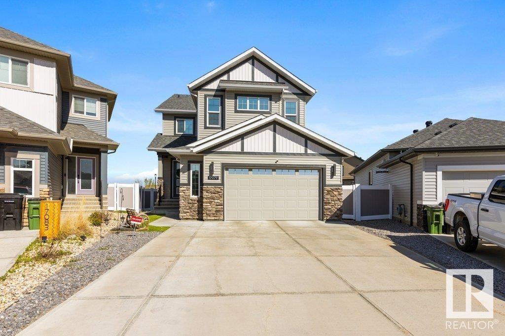 Property Photo:  17079 46 St NW  AB T5Y 4B1 
