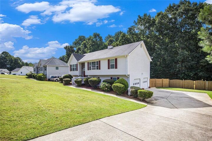 Property Photo: 1670 Harvest Hill GA 30134