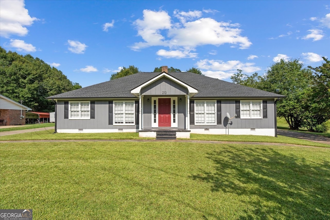 Property Photo: 213 Poplar Street GA 30108