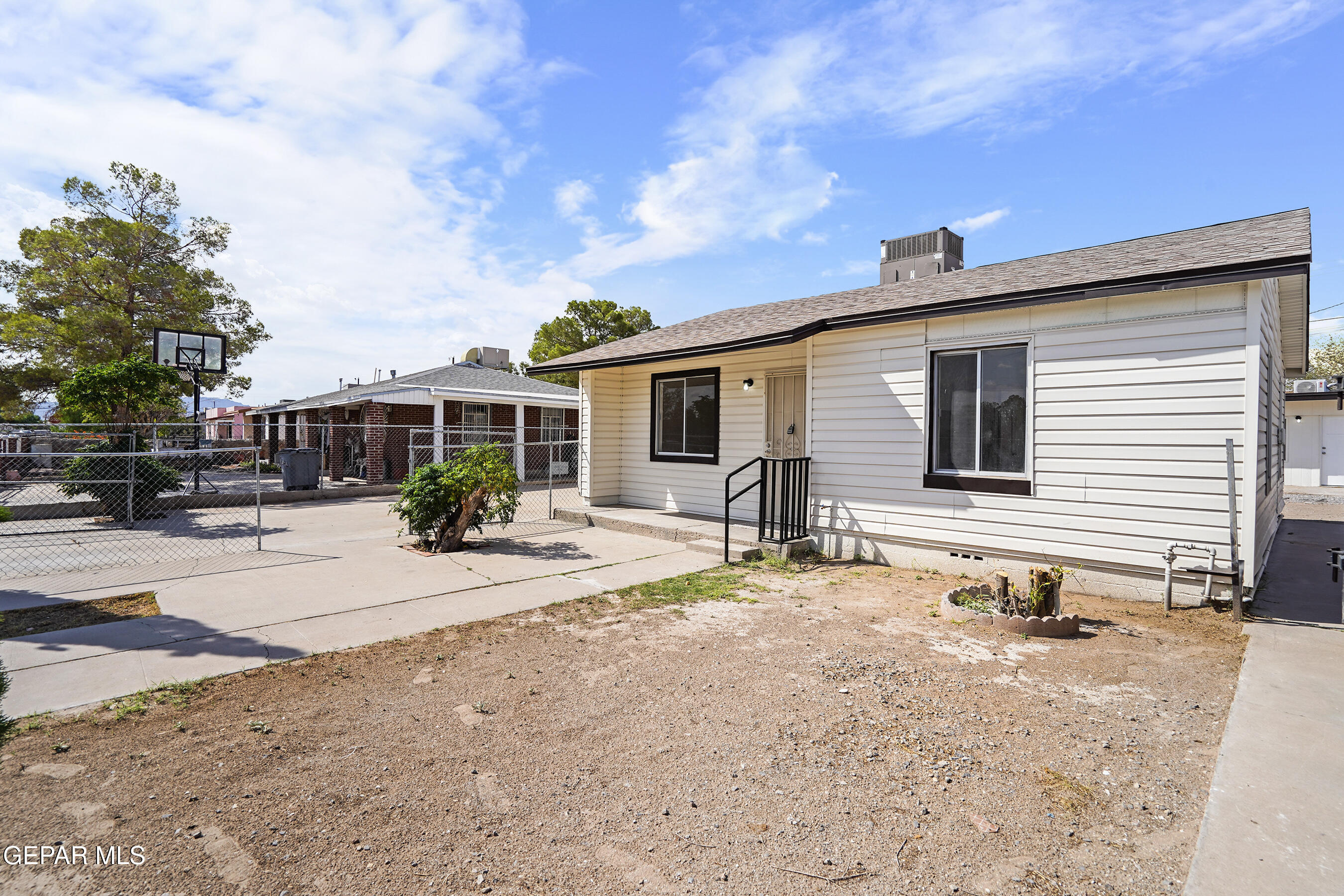 7607 Monterrey Drive  El Paso TX 79915 photo