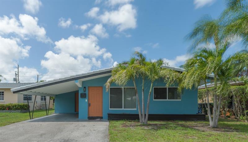 Property Photo: 361 NE 43rd Ct FL 33334