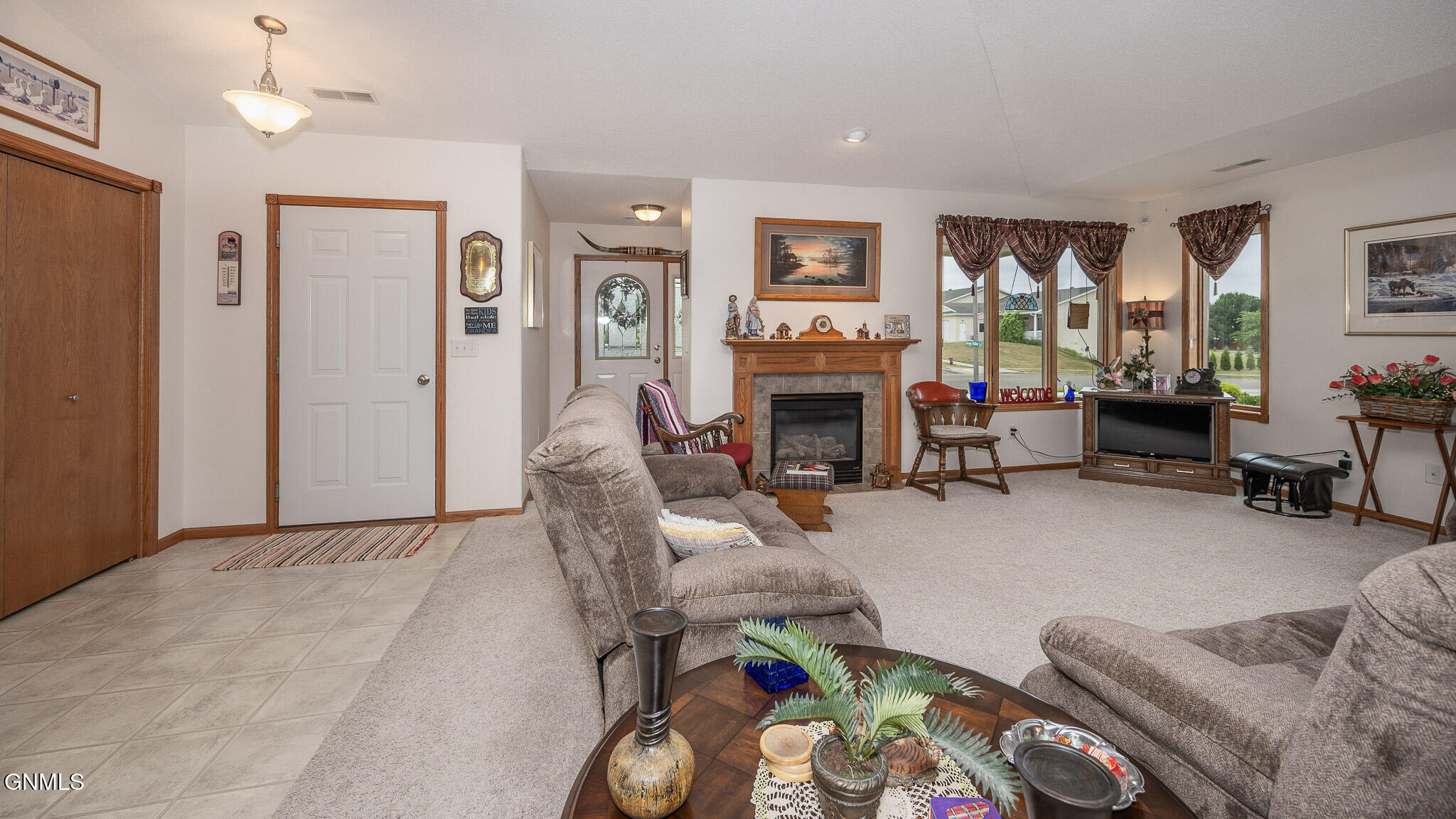 Property Photo: 1609 N 33rd Street 1 ND 58501