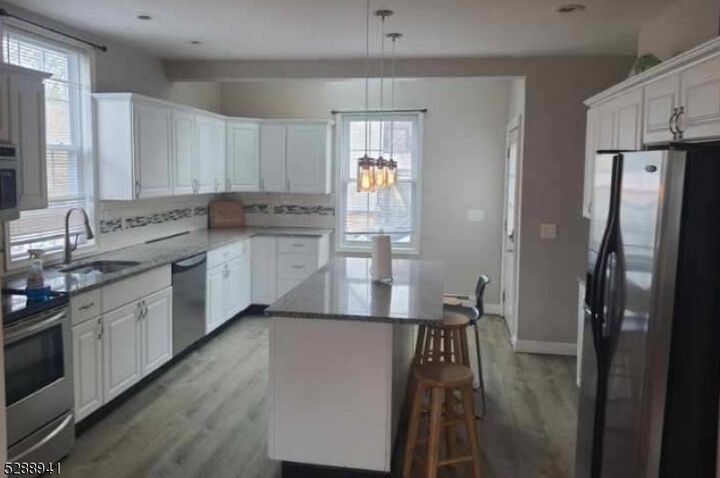 Property Photo: 8 Rt23 1 NJ 07419