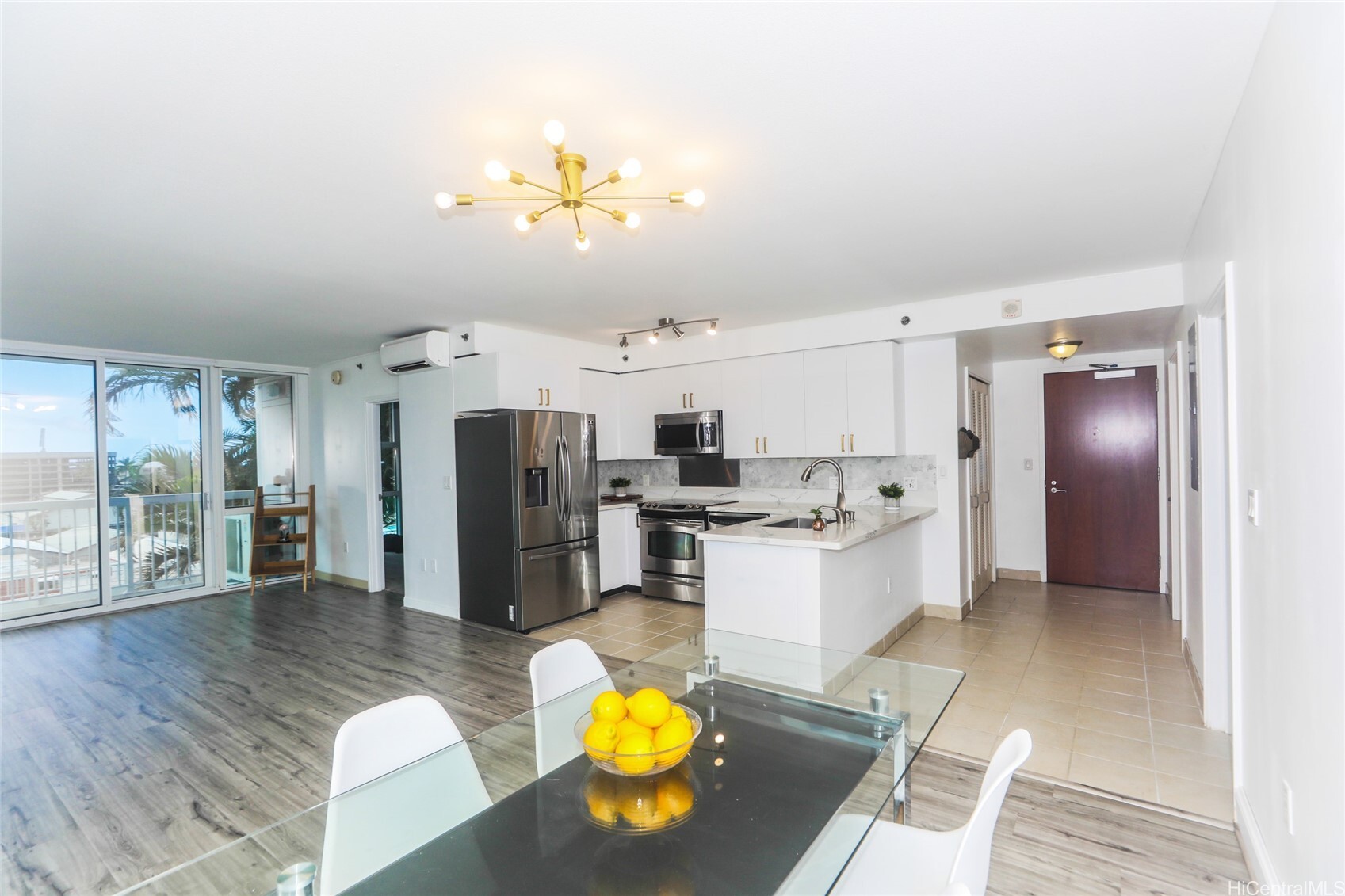 Property Photo: 909 Kapiolani Boulevard 701 HI 96814