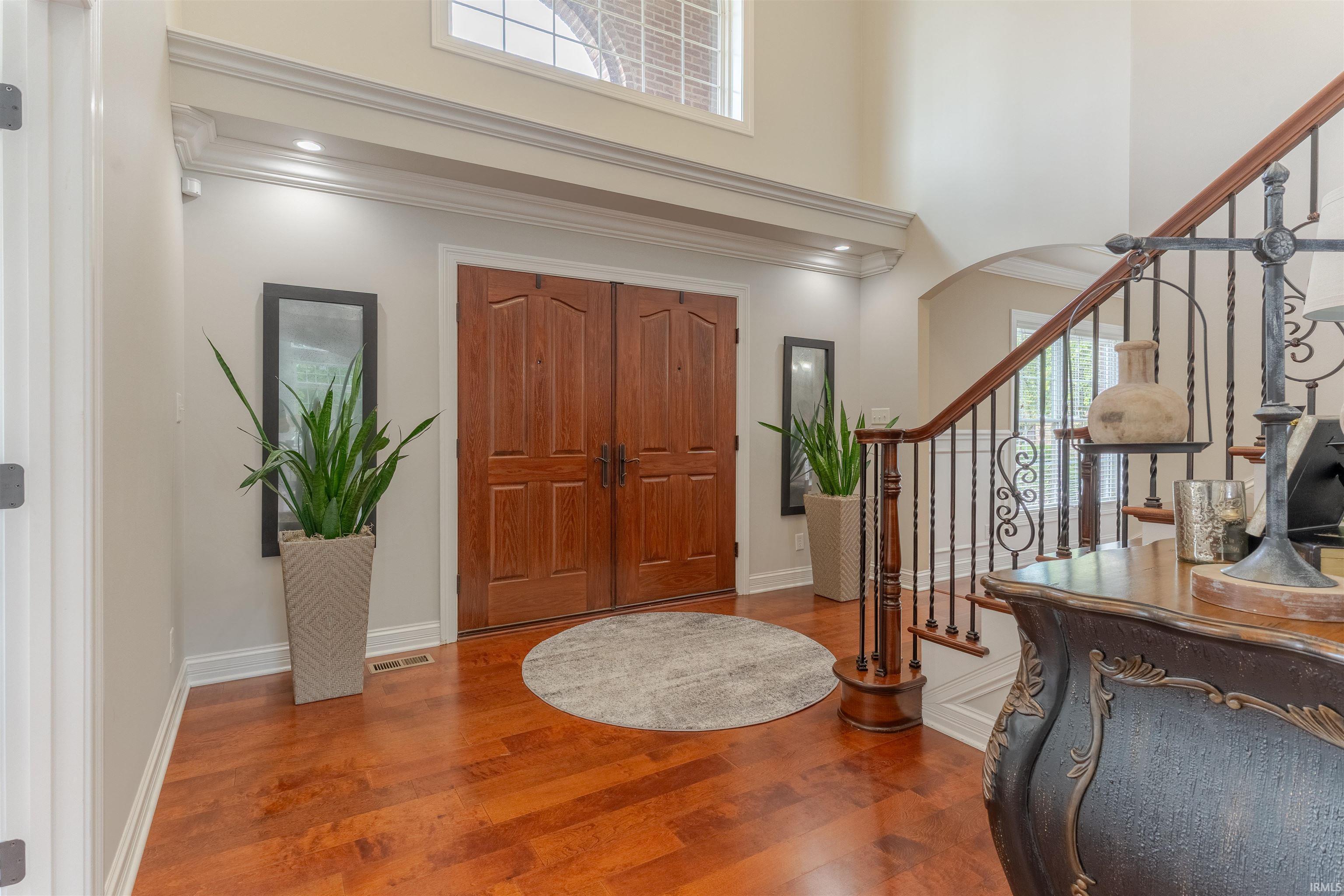 Property Photo: 5316 Ellington Court IN 47630