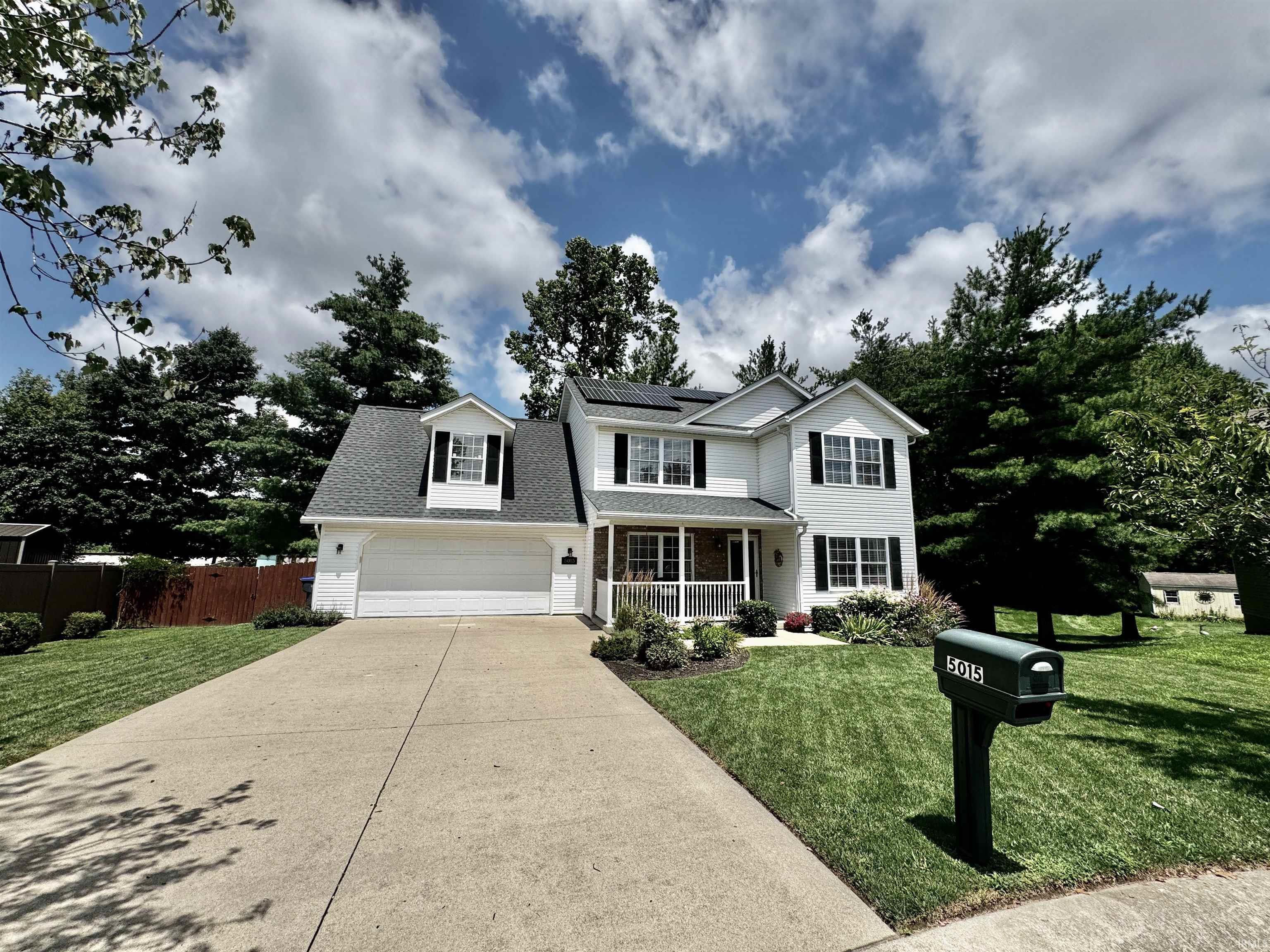 Property Photo:  5015 W Hanks Crossing  IN 47403 