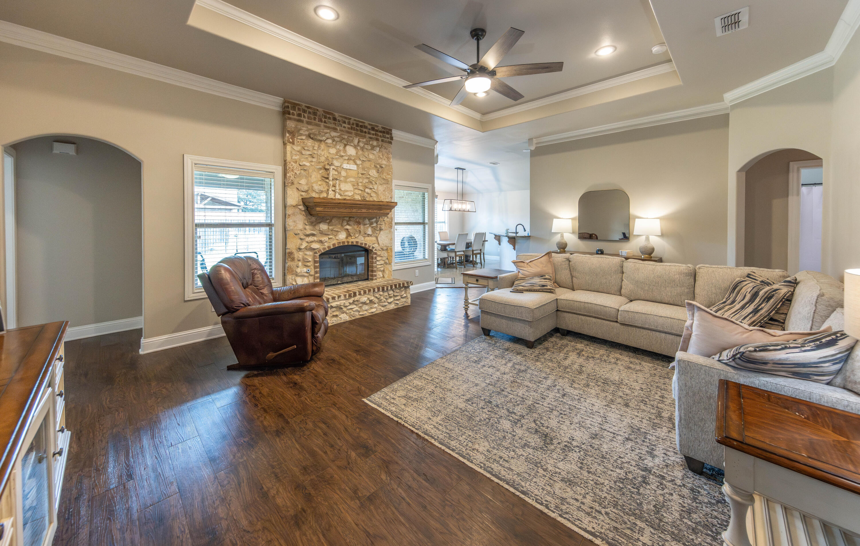 Property Photo: 608 N 6th Street TX 79382
