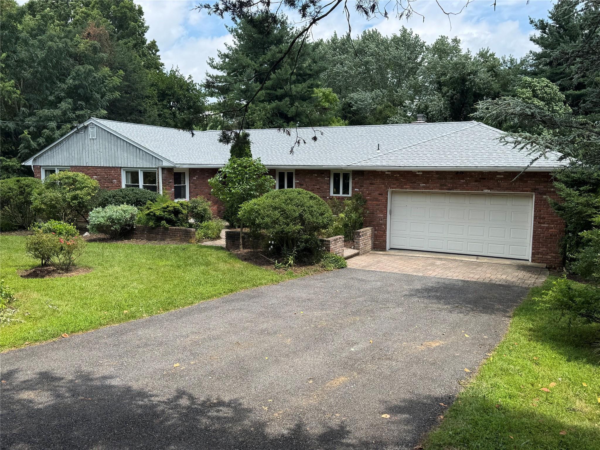 Property Photo:  4 James Way  NY 10527 