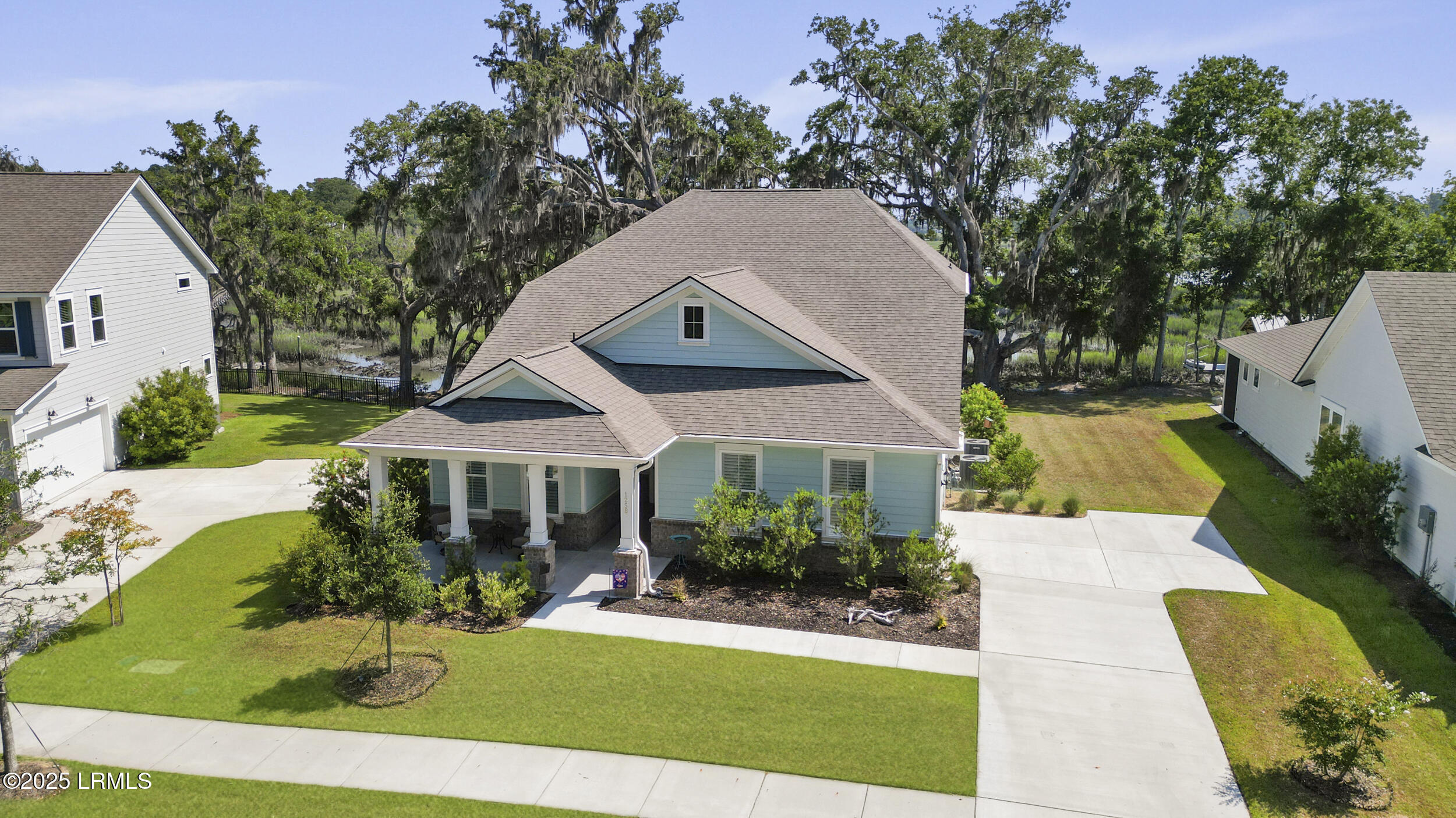 1258 Windswept Oak Lane  Beaufort SC 29902 photo
