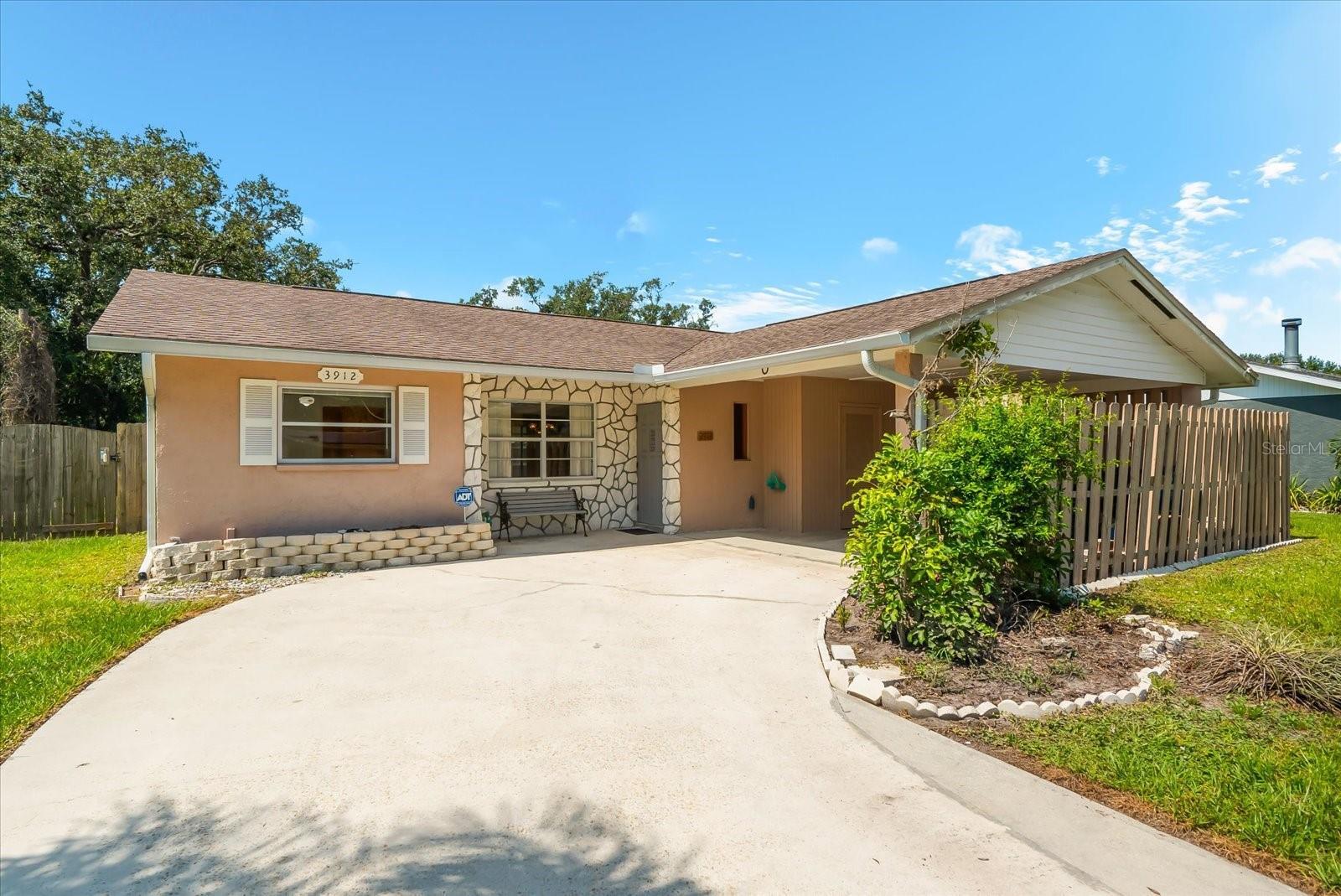 Property Photo: 3912 Prado Drive FL 34235