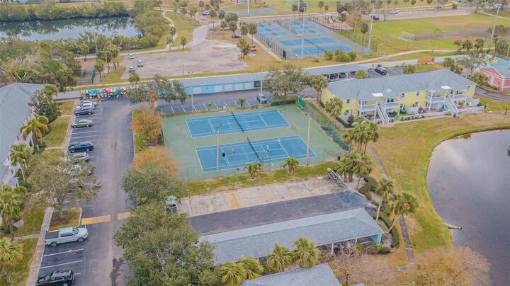 Property Photo:  3885 Pompano Drive SE A  FL 33705 
