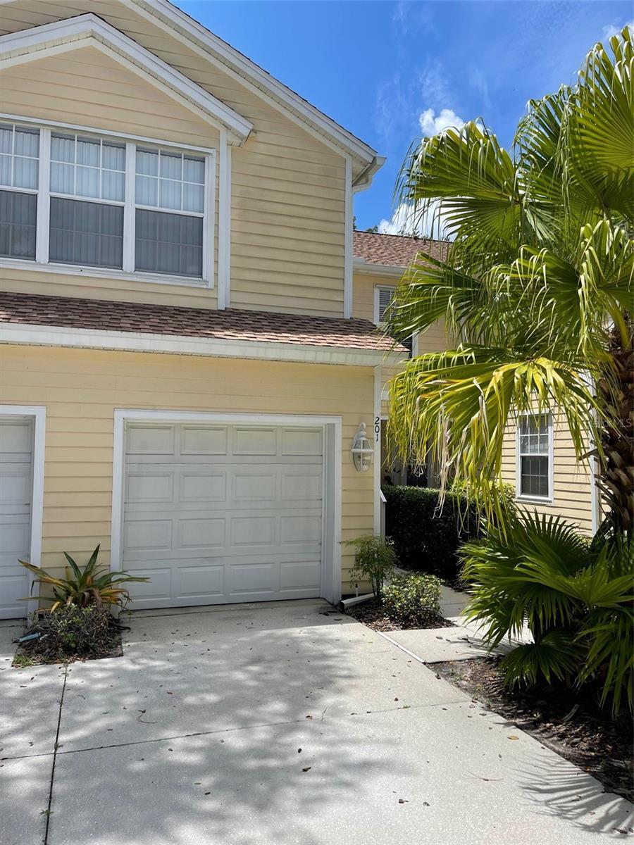 Property Photo: 6412 Rosefinch Court 201 FL 34202
