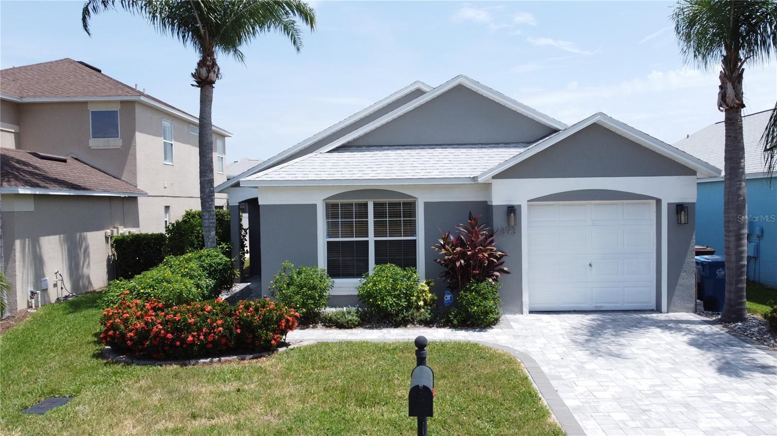 Property Photo: 2893 Kokomo Loop FL 33844