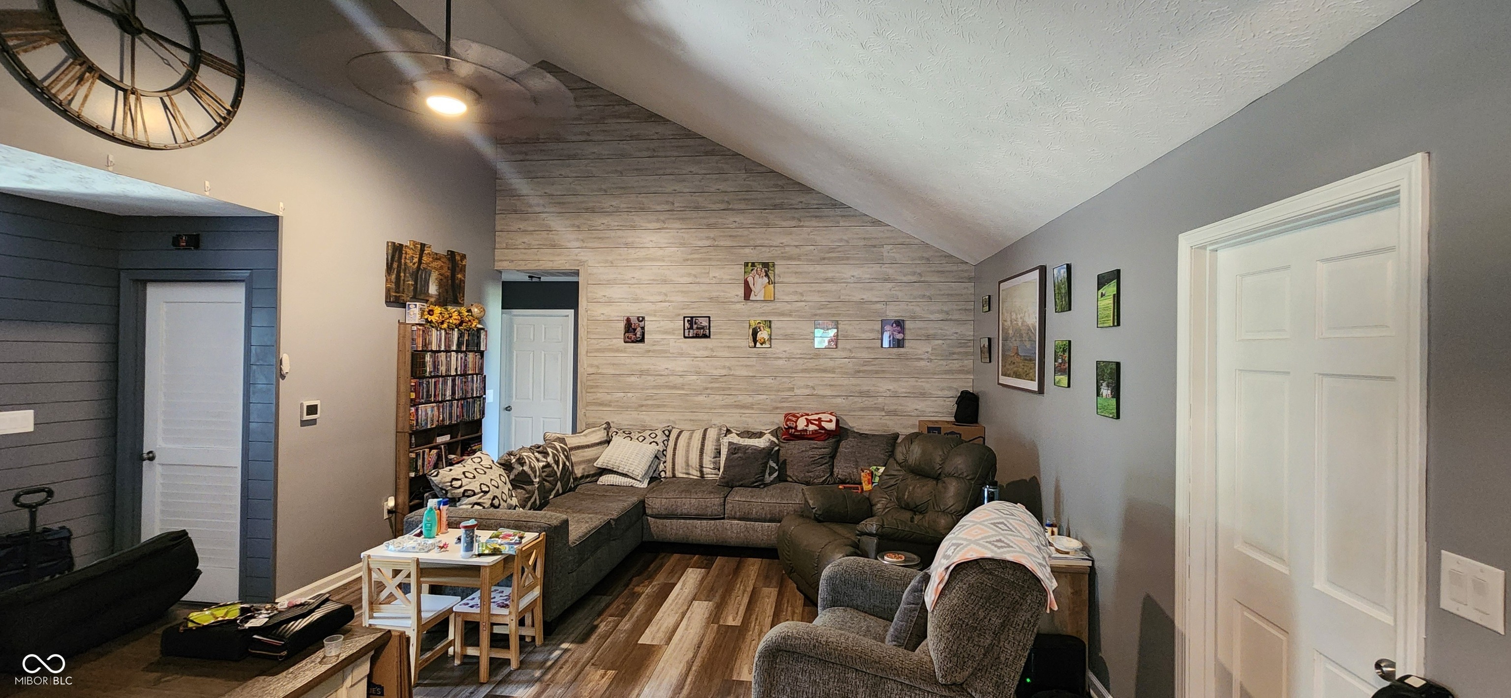 Property Photo: 600 Edna Avenue IN 46151