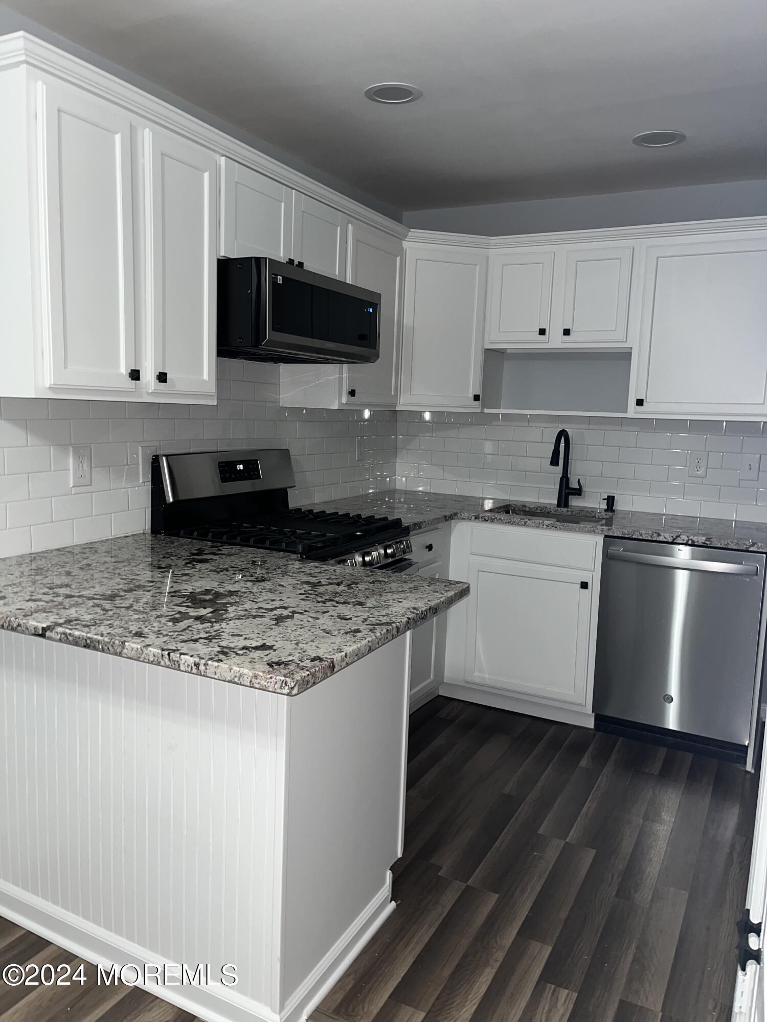 Property Photo: 186 Ocean Avenue B NJ 07748