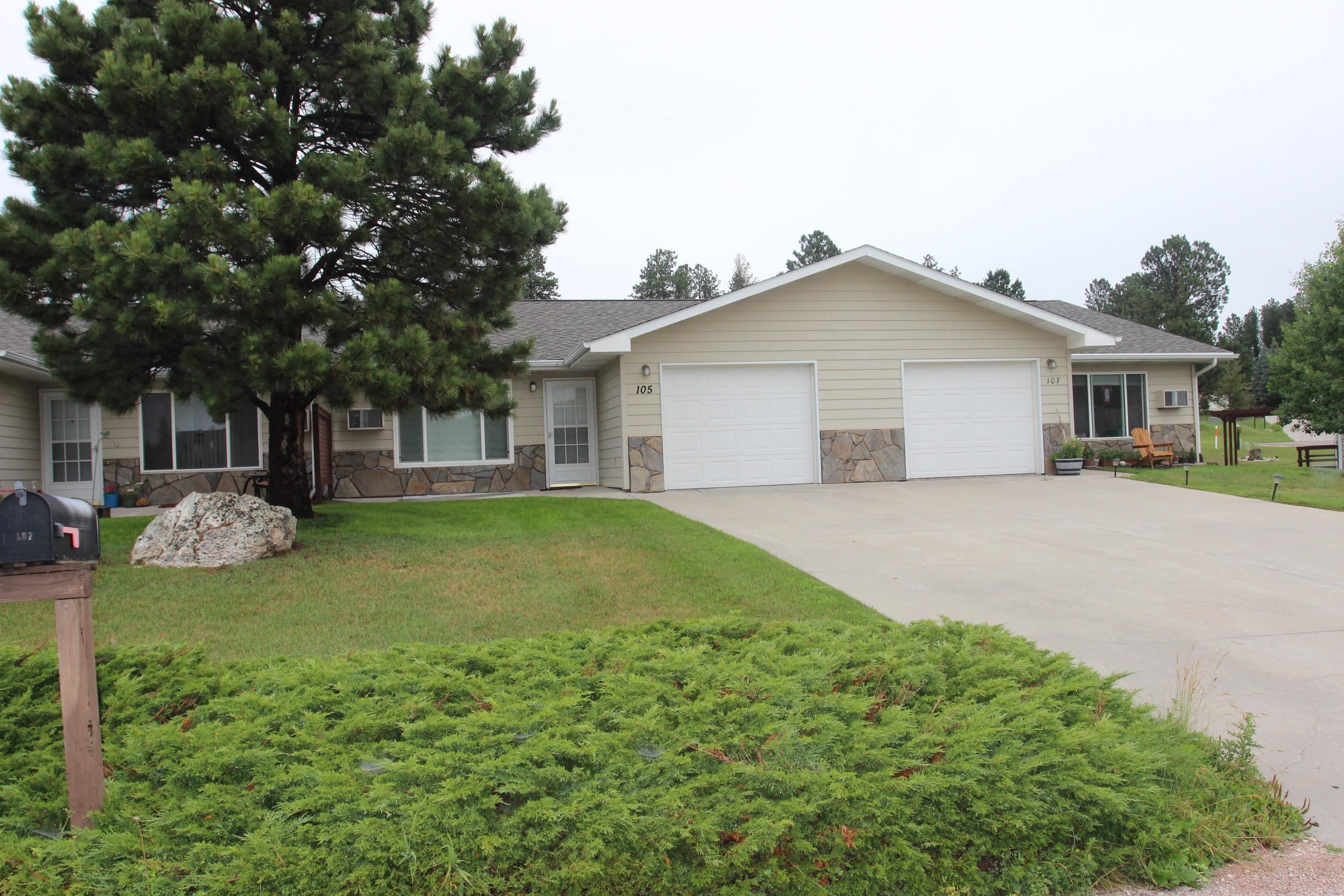 Property Photo:  105 Rodeo Court  SD 57730 