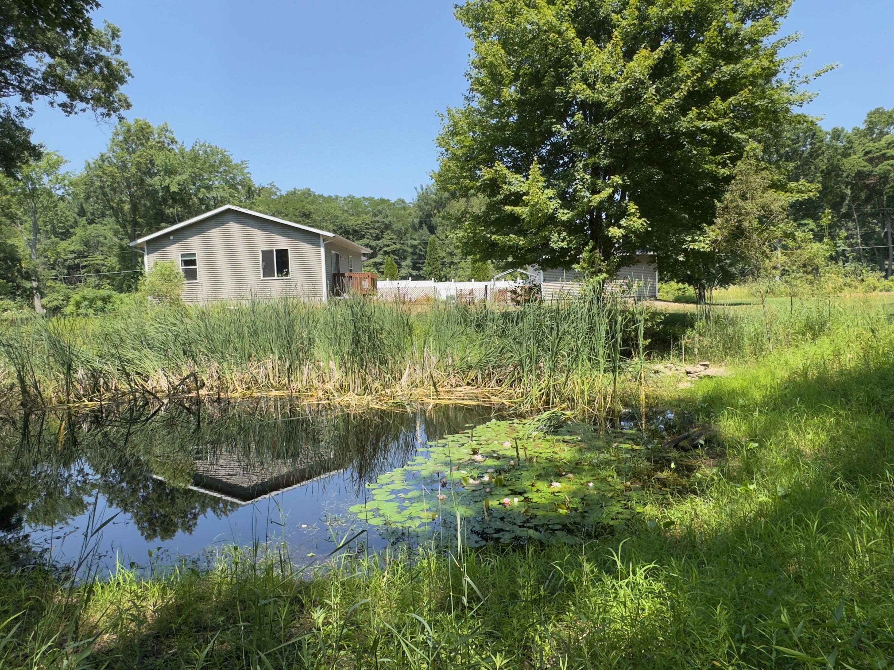 Property Photo: 3855 E Sternberg Road MI 49415