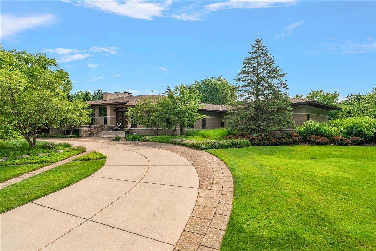 Property Photo: 1878 Watermark Drive SE MI 49546